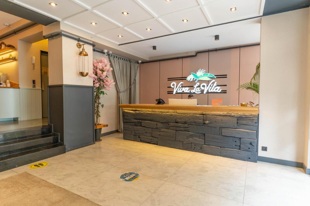Viva La Vita Hotel İzmir Extérieur photo