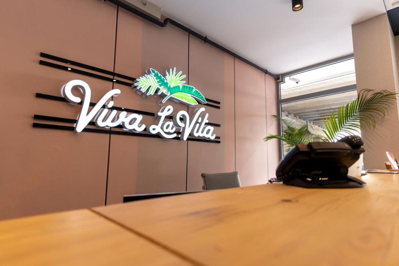 Viva La Vita Hotel İzmir Extérieur photo